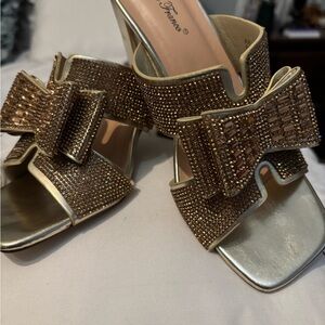 Valenti Franco Gold Heels with Oversized Bow